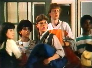  The Degrassi Junior High Gallery on YCDTOTV.de   Path: www.YCDTOT.de/djh_img/f2_048.jpg 